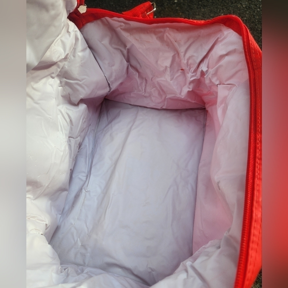 Red Cooler - Picture 12 of 12